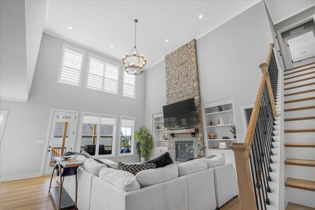 281 Squires Circle Lexington KY 40515
