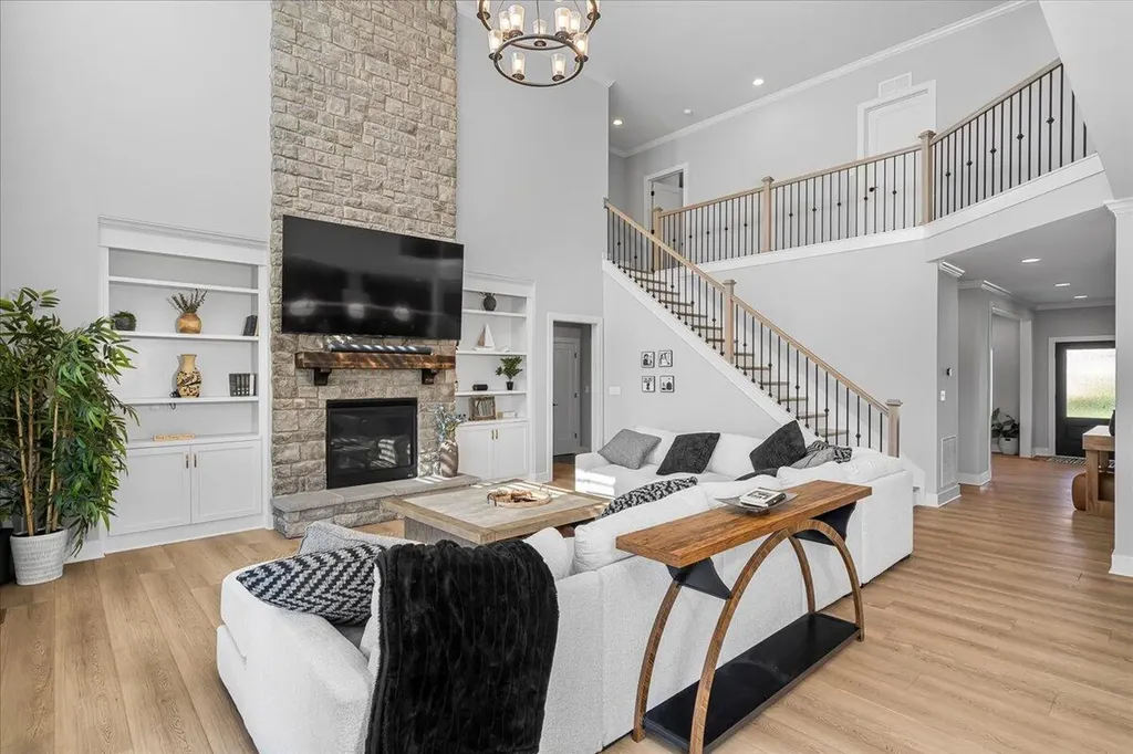 281 Squires Circle Lexington KY 40515