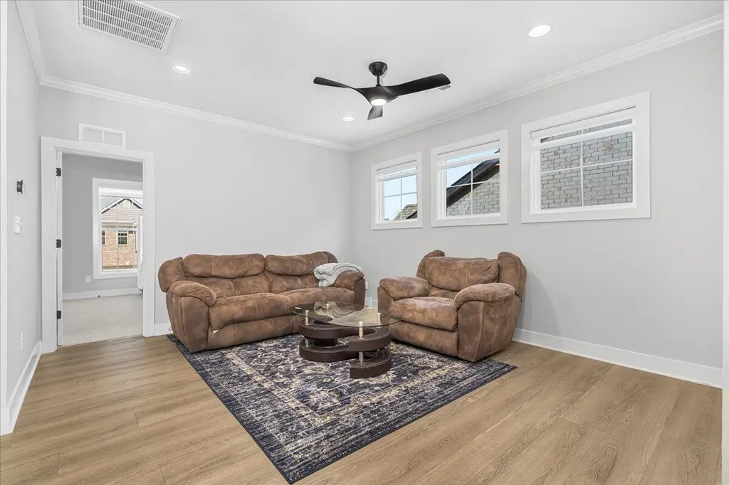 281 Squires Circle Lexington KY 40515