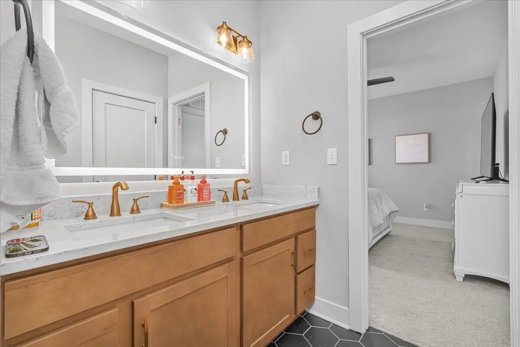 281 Squires Circle Lexington KY 40515