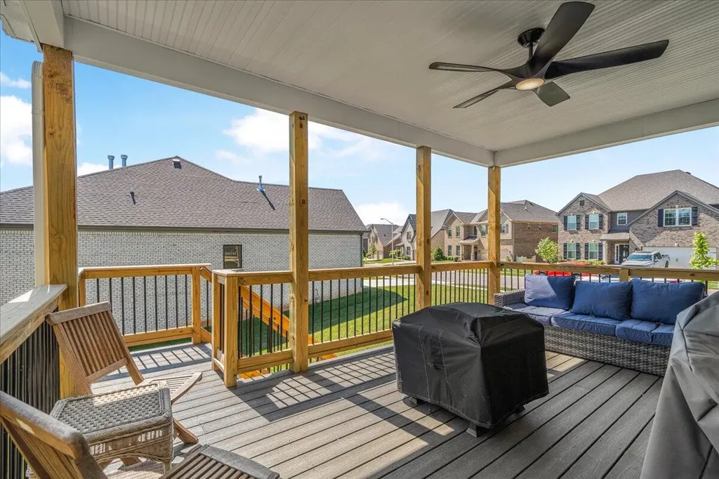281 Squires Circle Lexington KY 40515