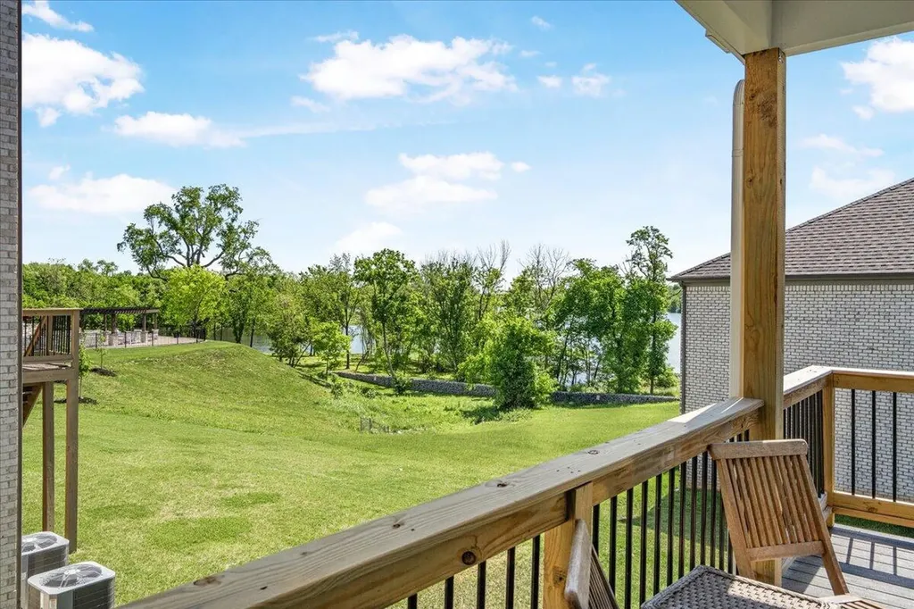 281 Squires Circle Lexington KY 40515