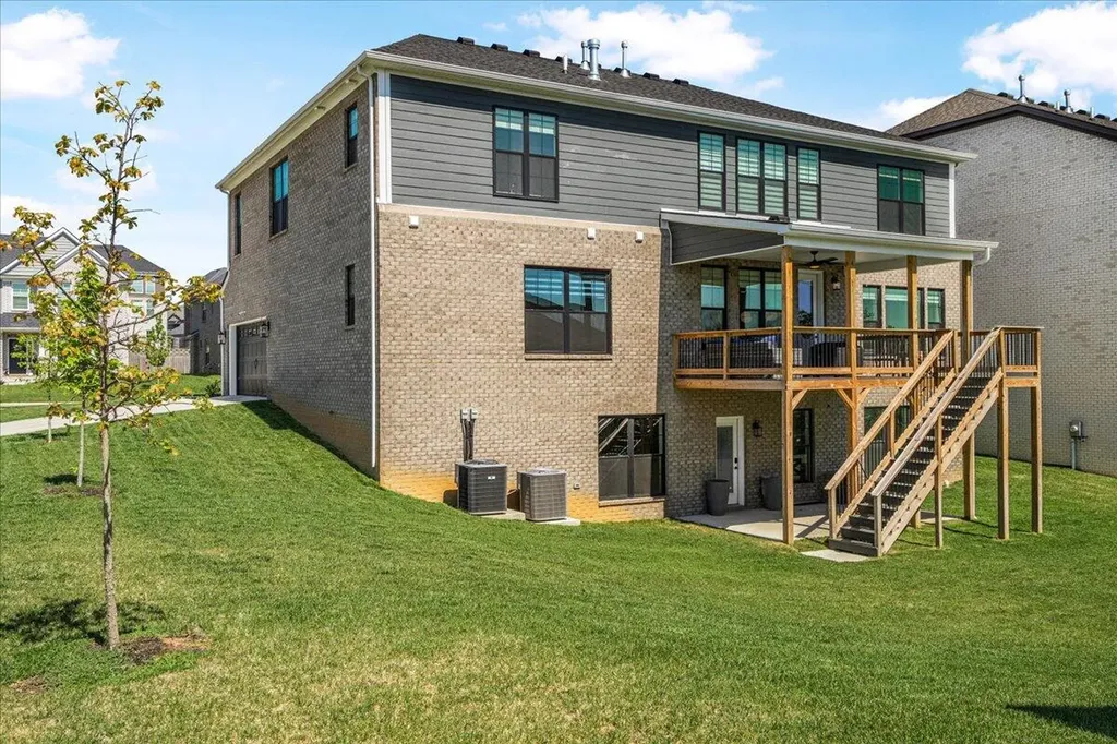 281 Squires Circle Lexington KY 40515