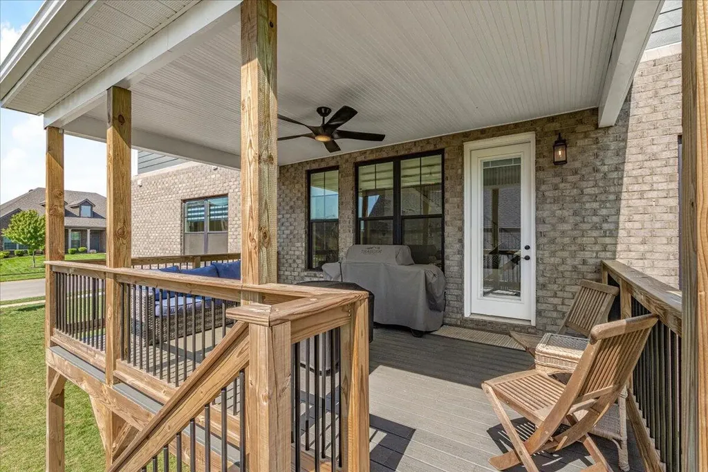 281 Squires Circle Lexington KY 40515