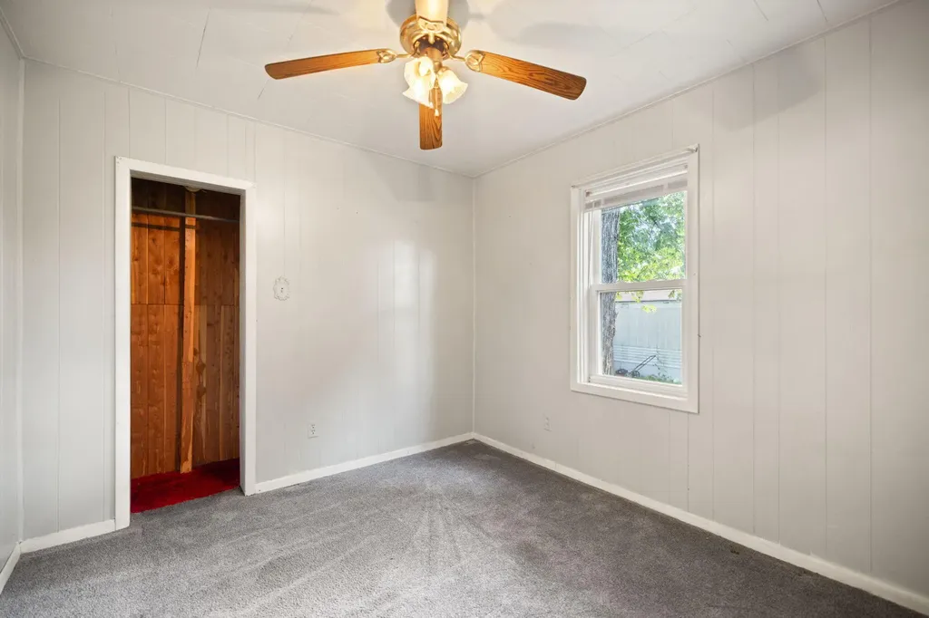 13 White Lane Vanceburg KY 41179