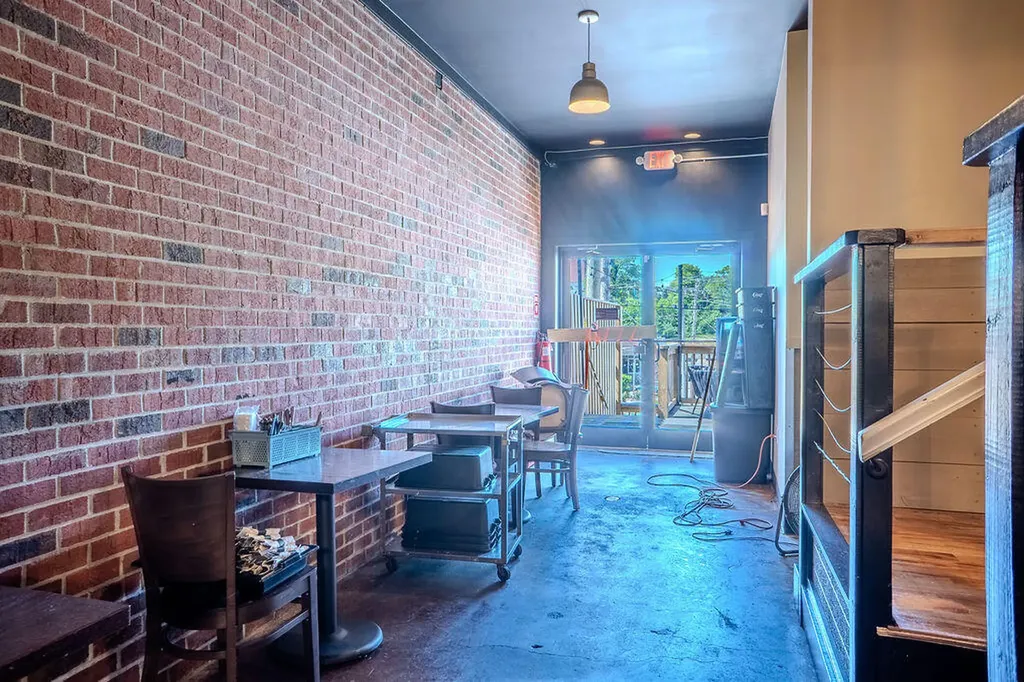 122 E Main Street Richmond KY 40475
