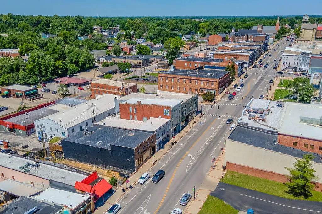 122 E Main Street Richmond KY 40475