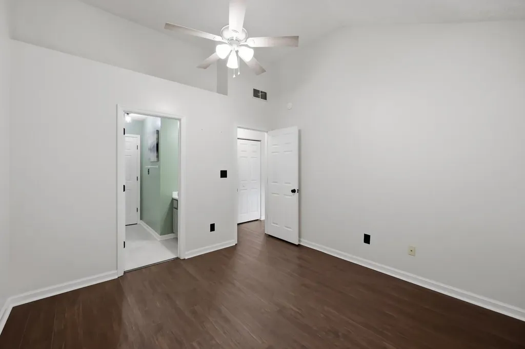 132 Ellemoor Lane Lexington KY 40515