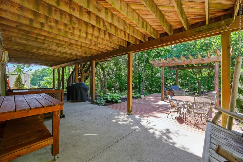118 Green Sentinel Drive Nicholasville KY 40356