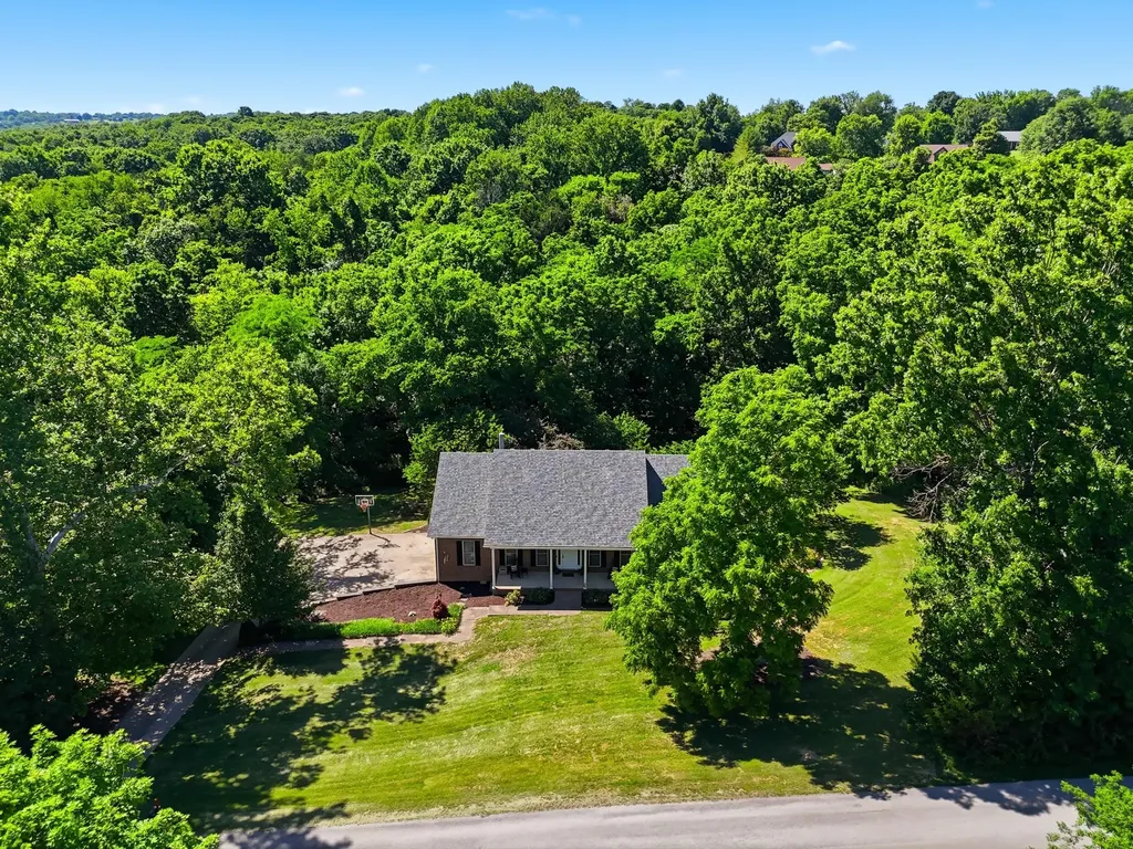 118 Green Sentinel Drive Nicholasville KY 40356