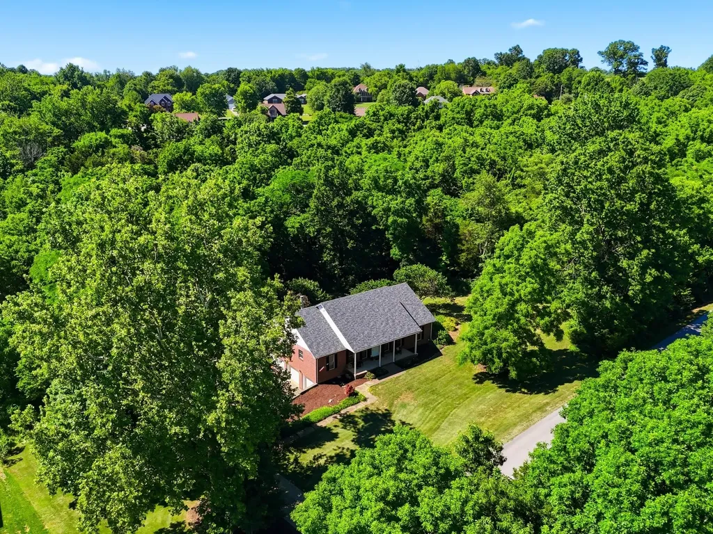 118 Green Sentinel Drive Nicholasville KY 40356