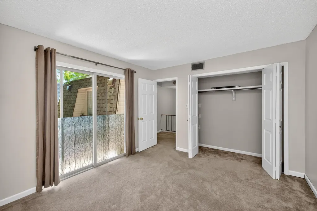 401 Redding Road Lexington KY 40517