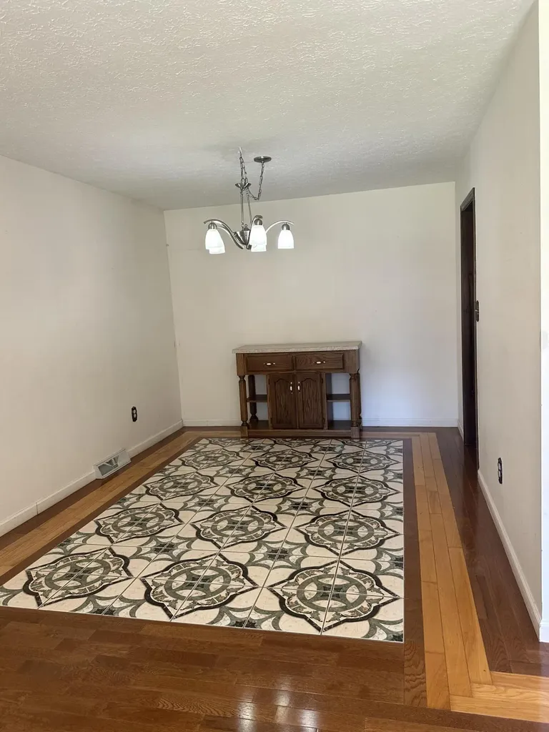 506 Koger Circle Somerset KY 42503