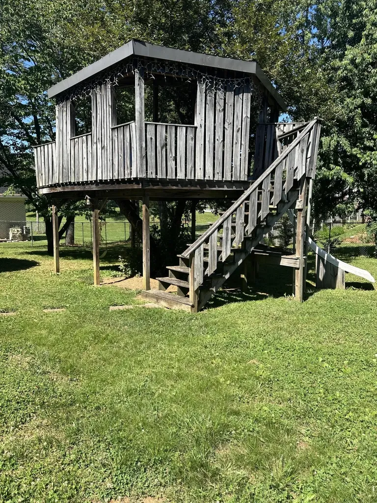 506 Koger Circle Somerset KY 42503