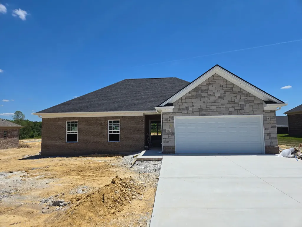 112 Canter Drive London KY 40744