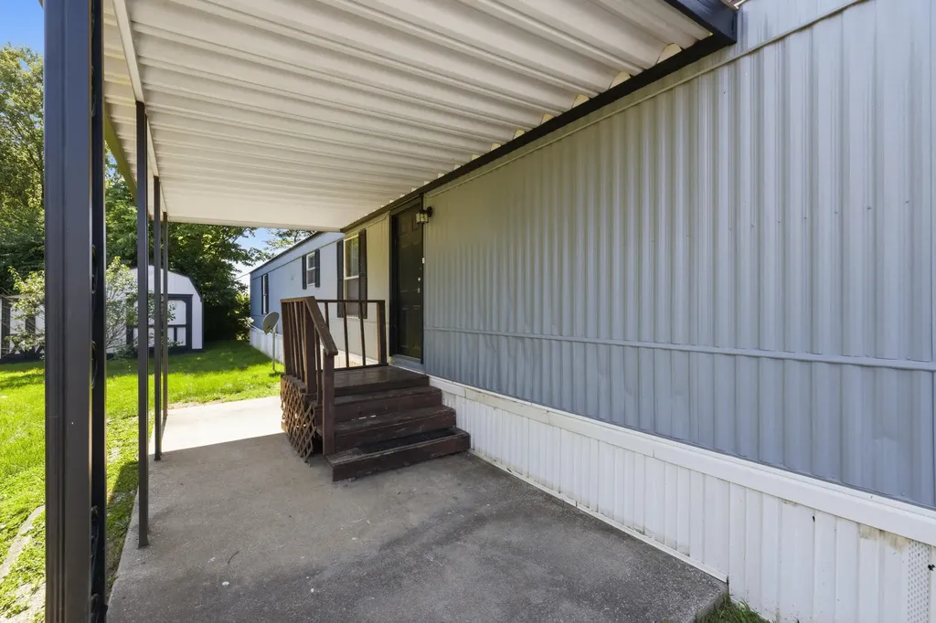 563 Constitution Drive Winchester KY 40391