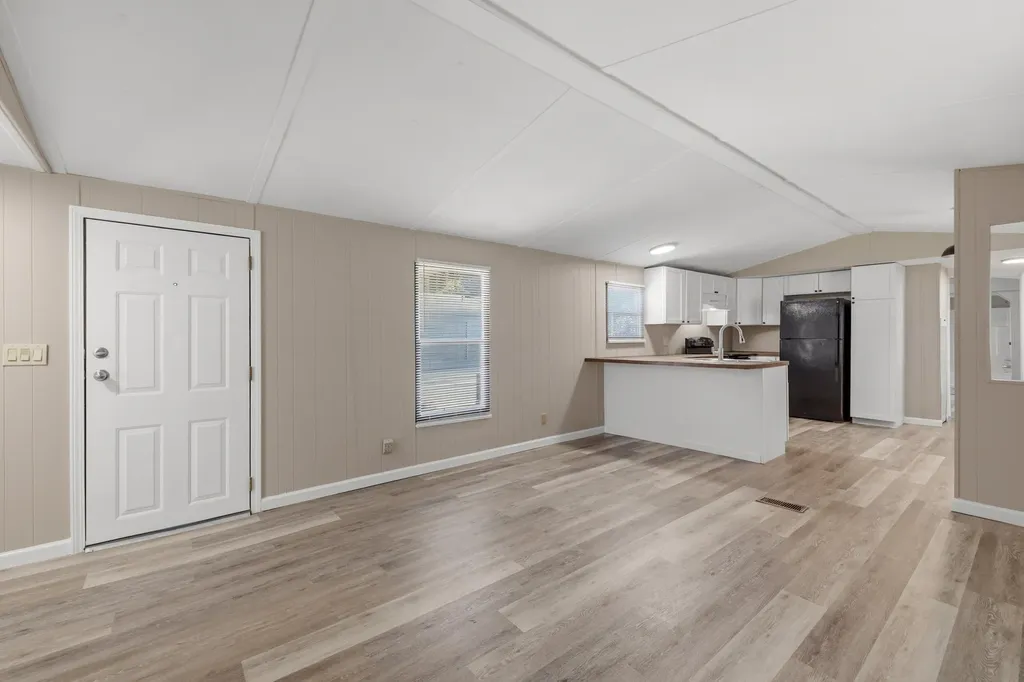 563 Constitution Drive Winchester KY 40391
