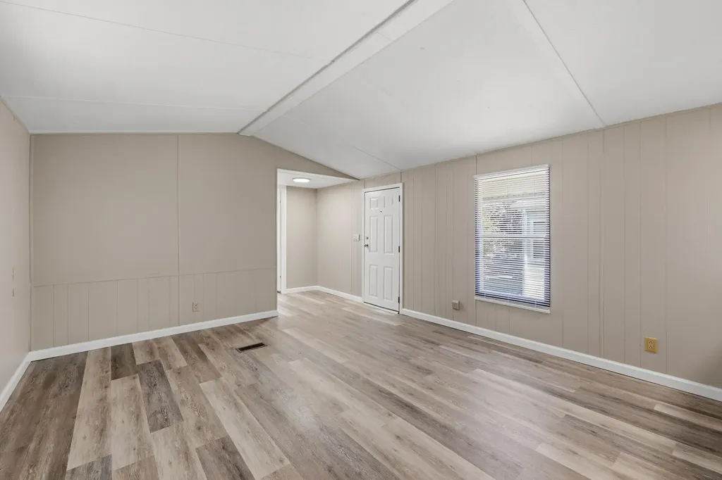 563 Constitution Drive Winchester KY 40391