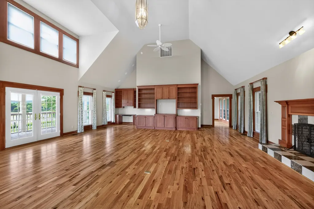 2035 Ky-1247 Stanford KY 40484