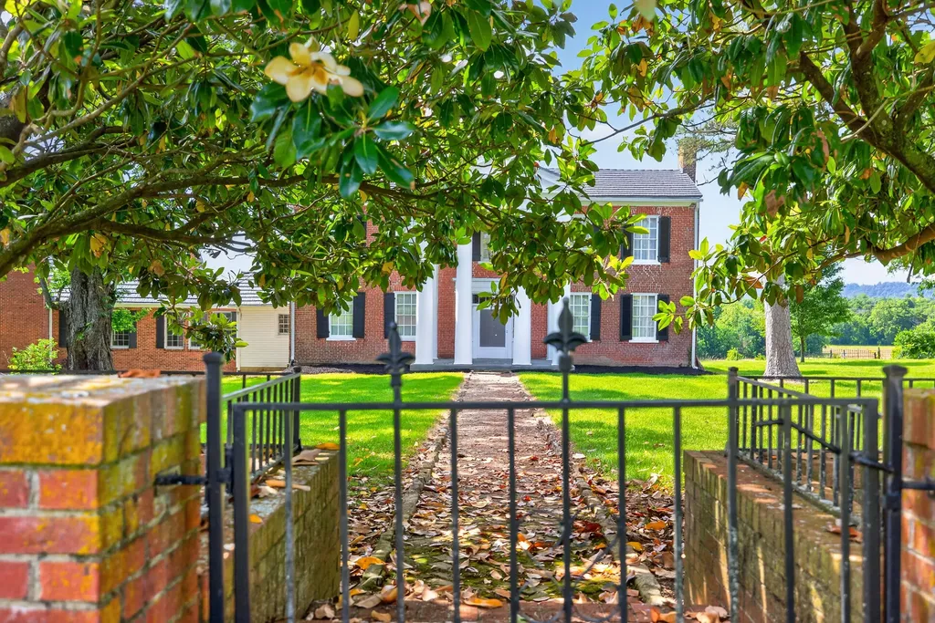 2035 Ky-1247 Stanford KY 40484
