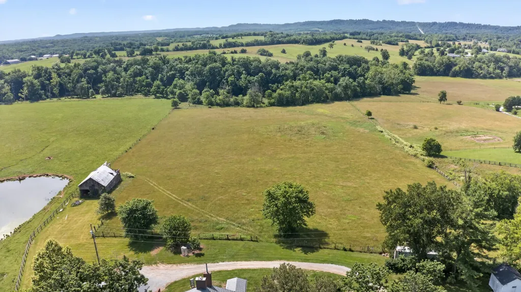 2035 Ky-1247 Stanford KY 40484