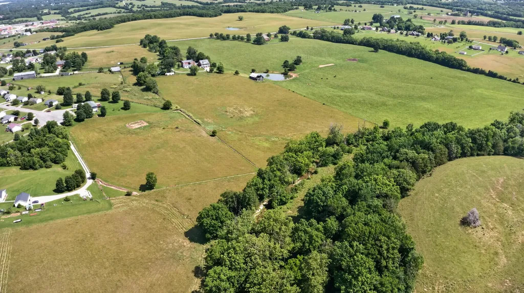 2035 Ky-1247 Stanford KY 40484