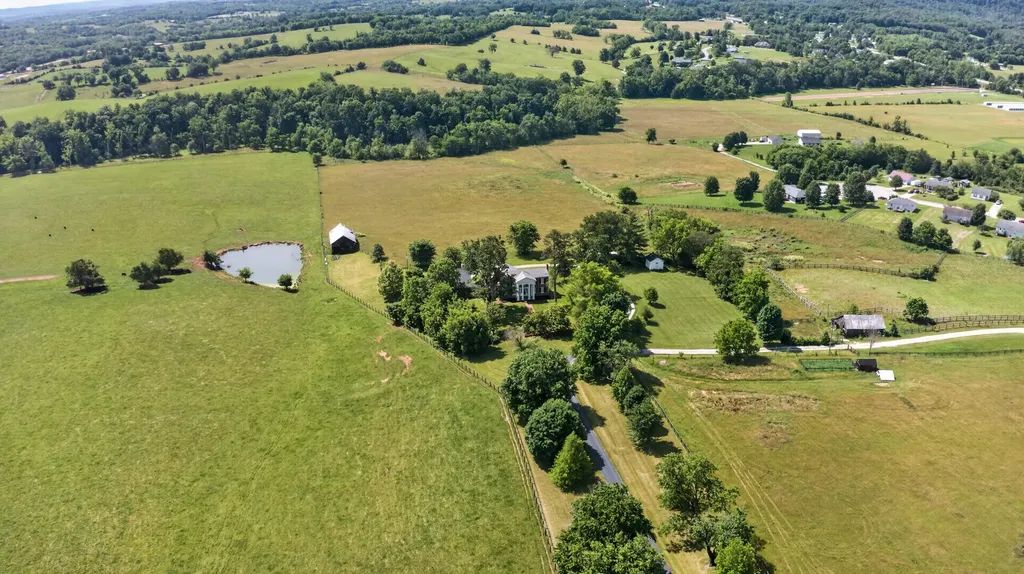 2035 Ky-1247 Stanford KY 40484