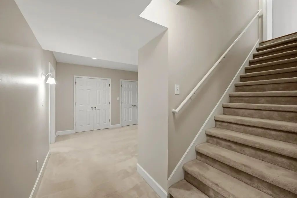 656 Emmett Creek Lane Lexington KY 40515