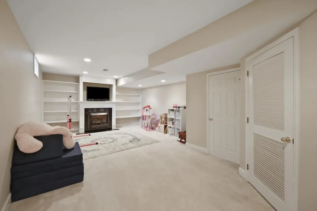 656 Emmett Creek Lane Lexington KY 40515