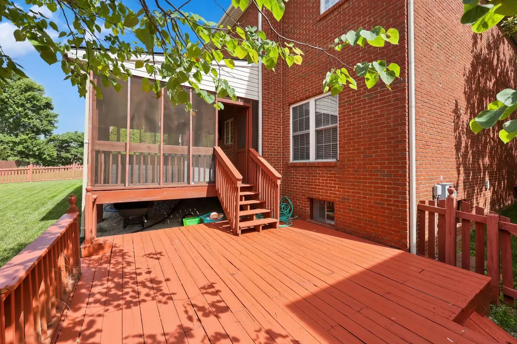 656 Emmett Creek Lane Lexington KY 40515