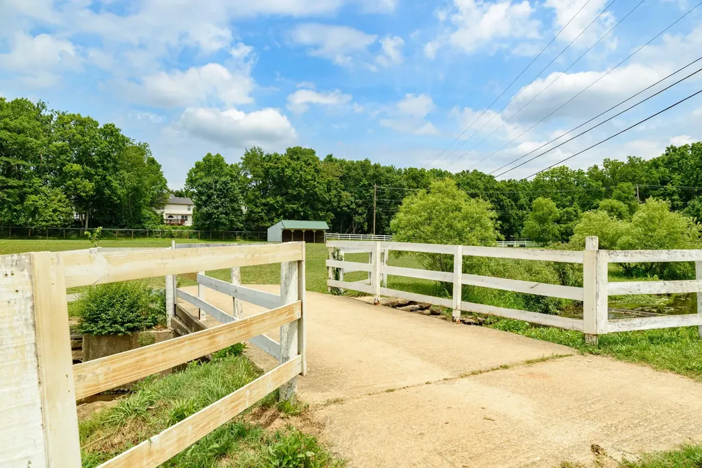 814 Cindy Blair Way Lexington KY 40503