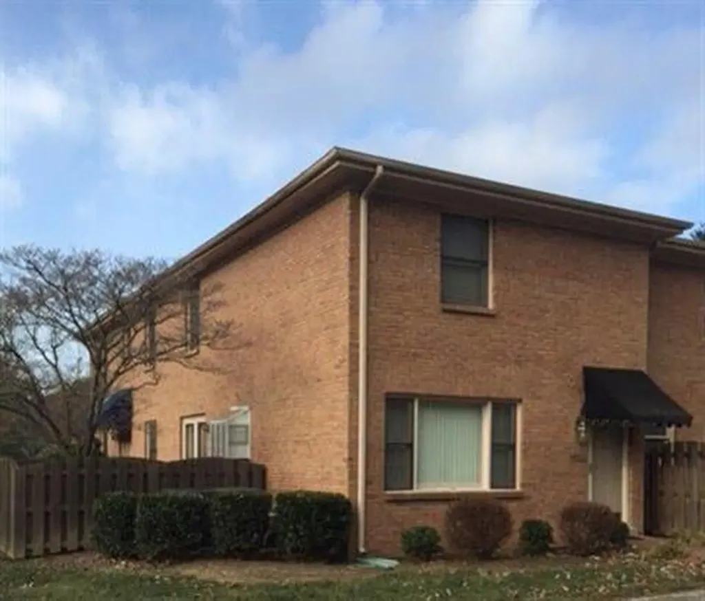 1100 Turkey Foot Road Lexington KY 40517