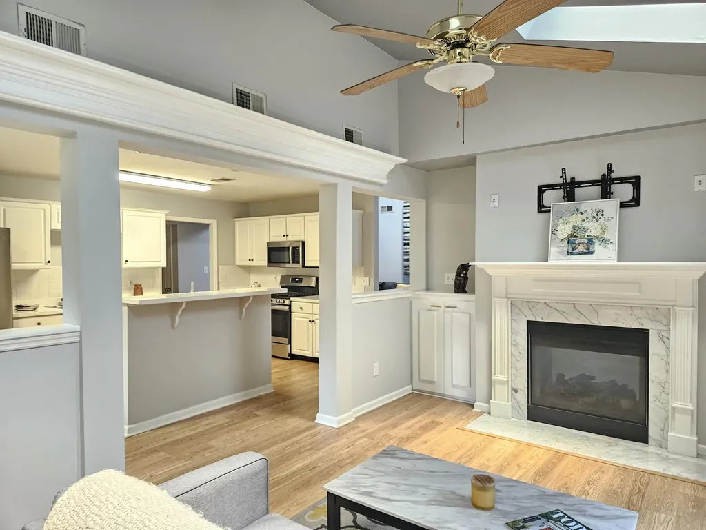 2216 Burns Court Lexington KY 40513