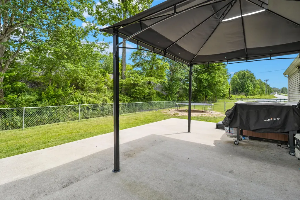 2953 Fariston Road London KY 40744
