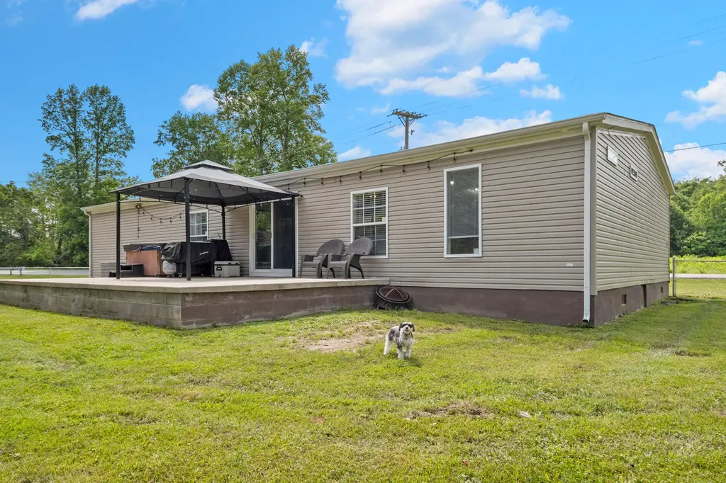 2953 Fariston Road London KY 40744