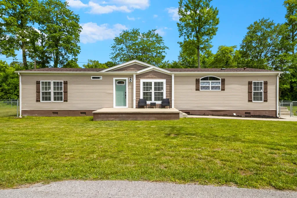 2953 Fariston Road London KY 40744