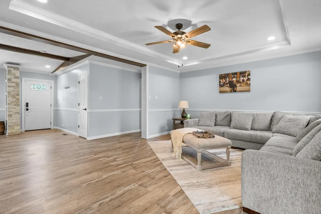 2953 Fariston Road London KY 40744