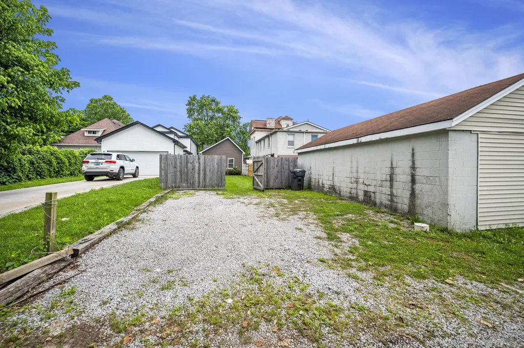 638 N Limestone Lexington KY 40508