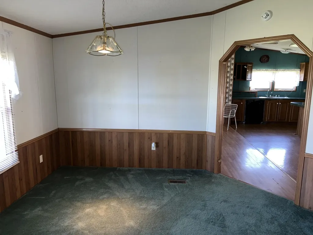 31 Ridgecrest Circle Flemingsburg KY 41041