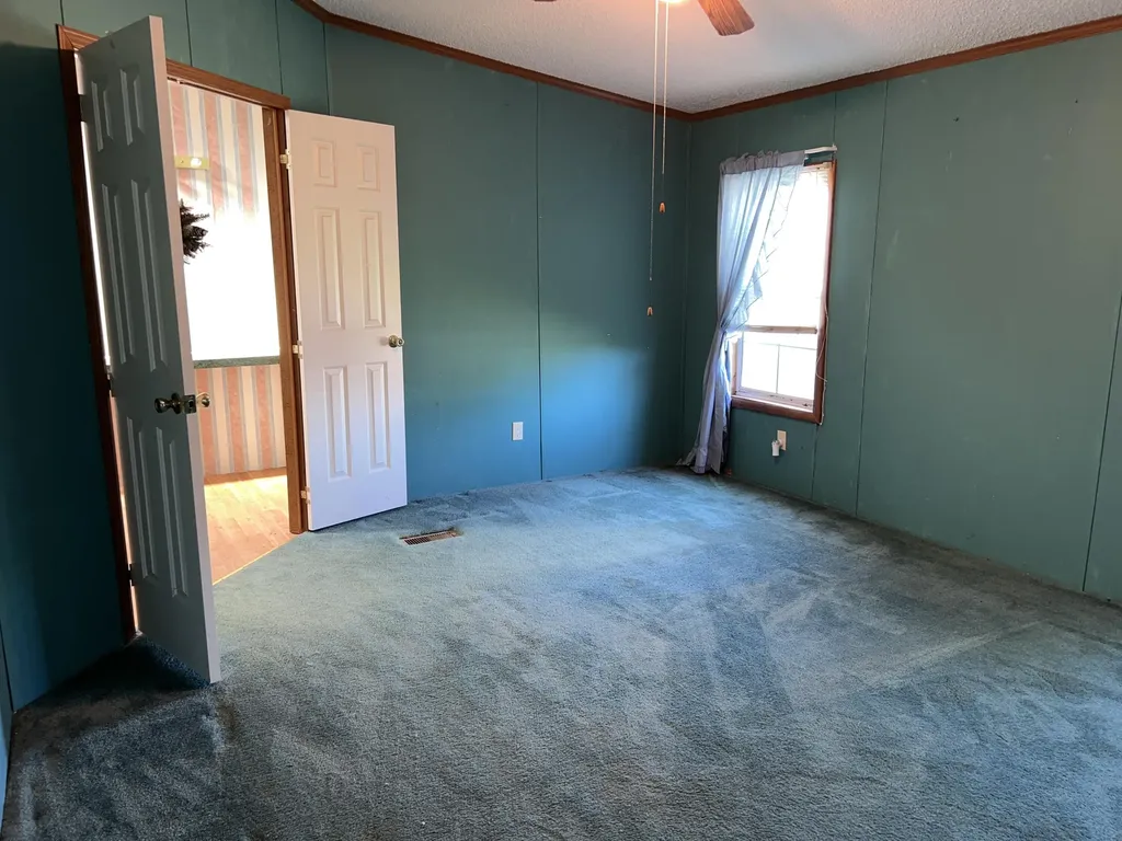 31 Ridgecrest Circle Flemingsburg KY 41041