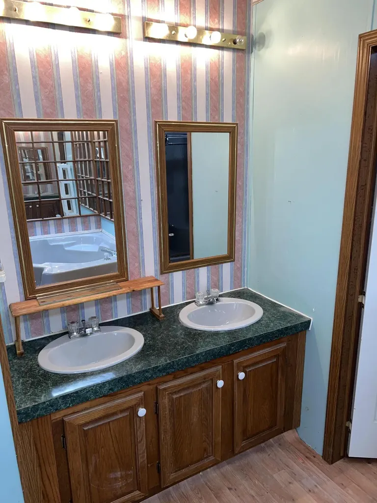 31 Ridgecrest Circle Flemingsburg KY 41041
