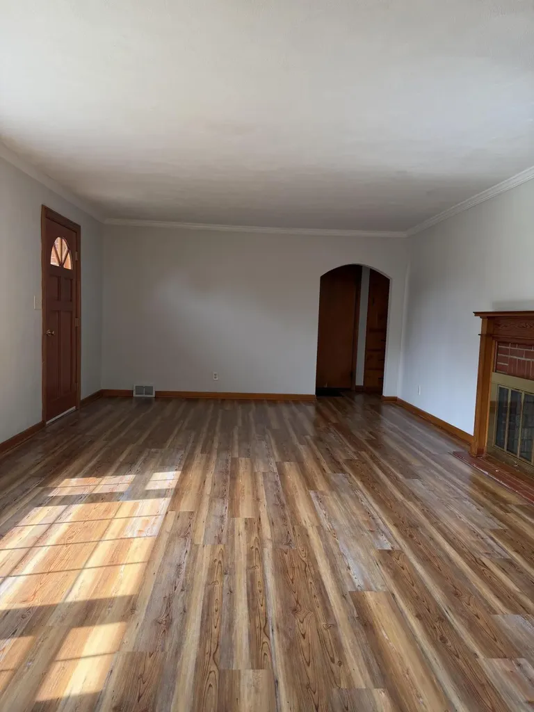 353 J F Kennedy Lane Lebanon KY 40033