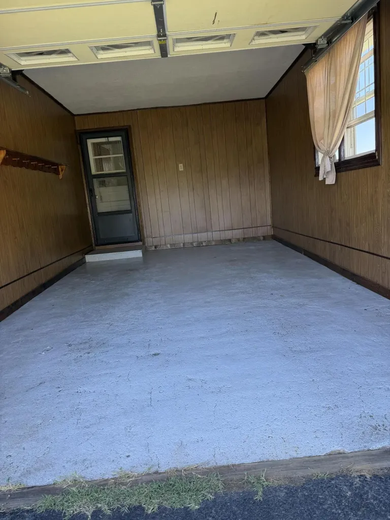 353 J F Kennedy Lane Lebanon KY 40033