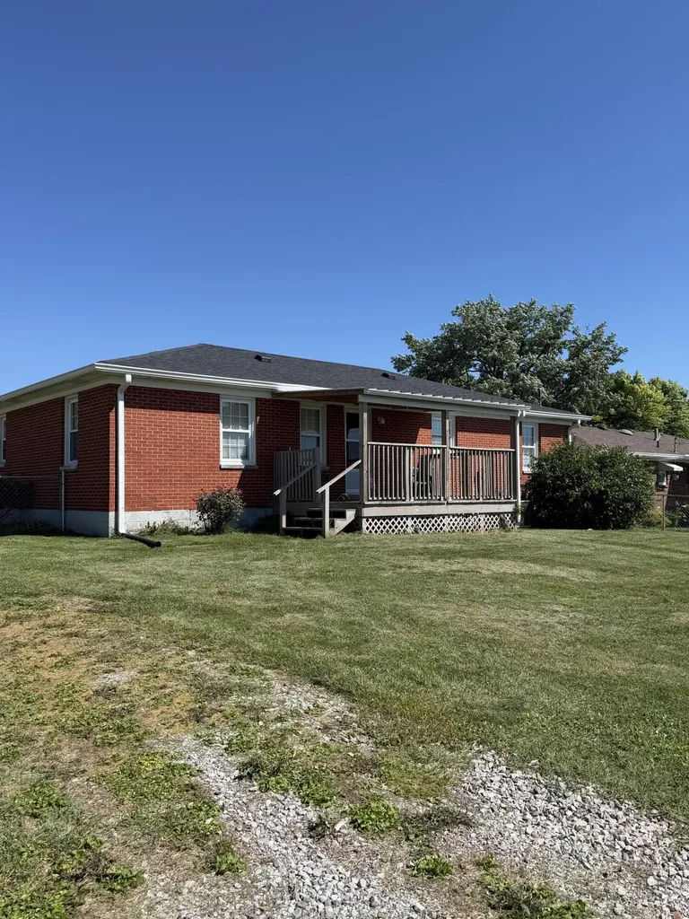 353 J F Kennedy Lane Lebanon KY 40033