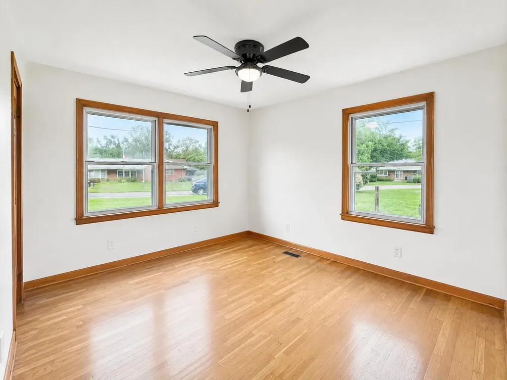 146 Donna Drive Frankfort KY 40601