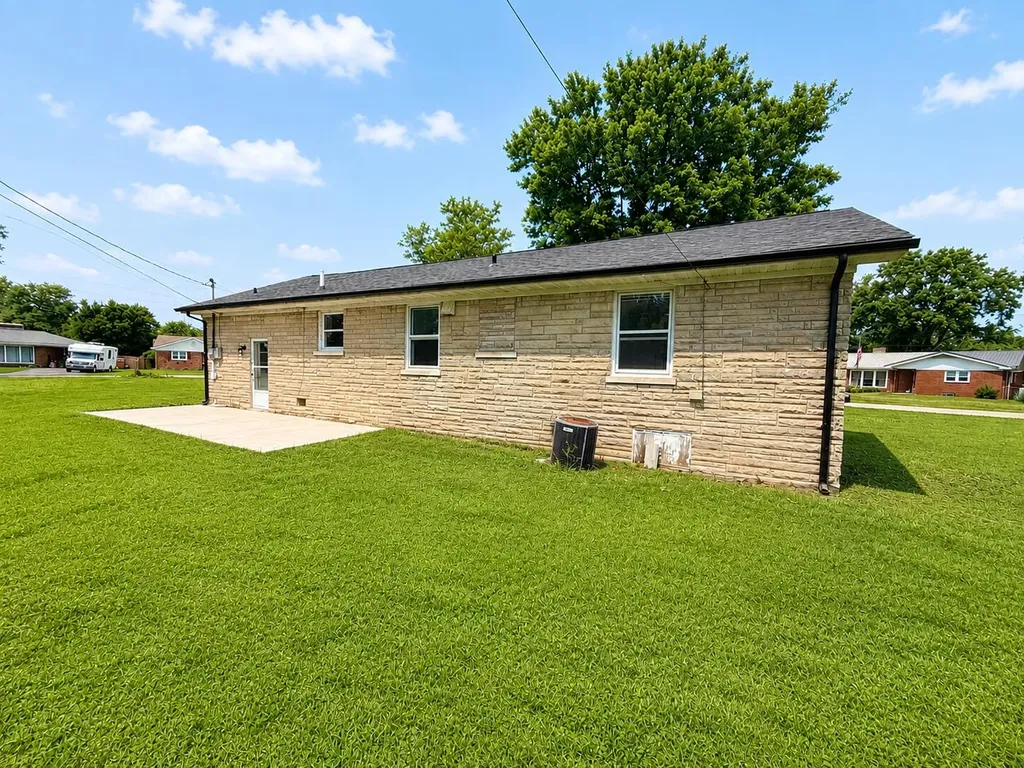 146 Donna Drive Frankfort KY 40601
