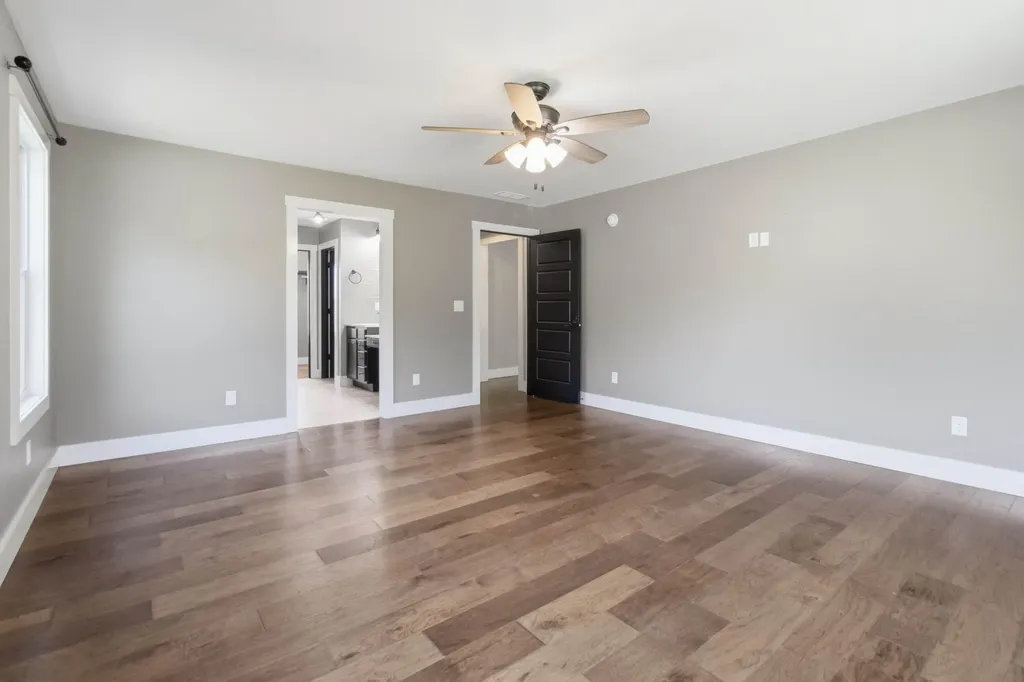 220 Davis Lane Russell Springs KY 42642