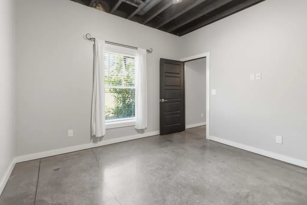 220 Davis Lane Russell Springs KY 42642