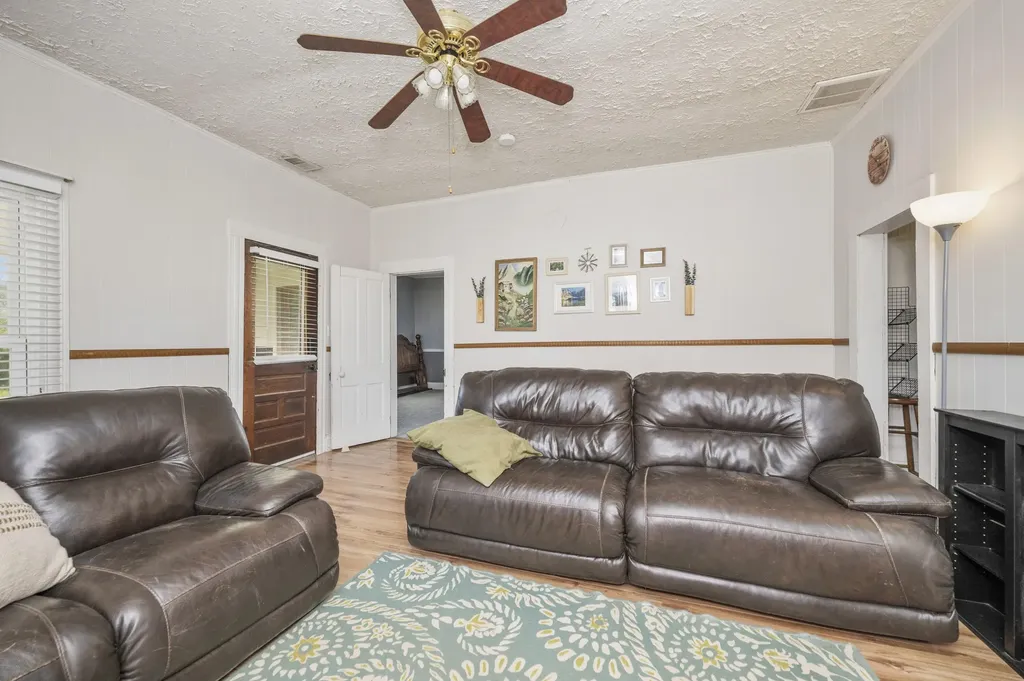 1160 Hopewell Road Harrodsburg KY 40330