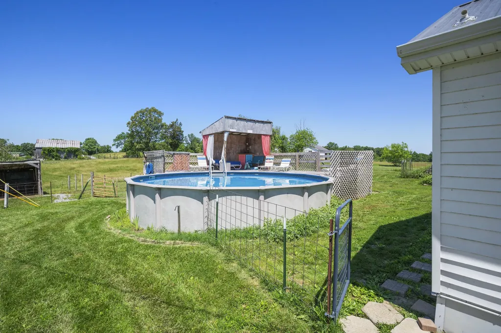 1160 Hopewell Road Harrodsburg KY 40330